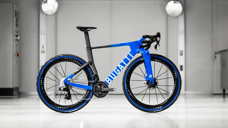 Эксклюзивные велосипеды Bugatti Factor One оснастили шинами Continental